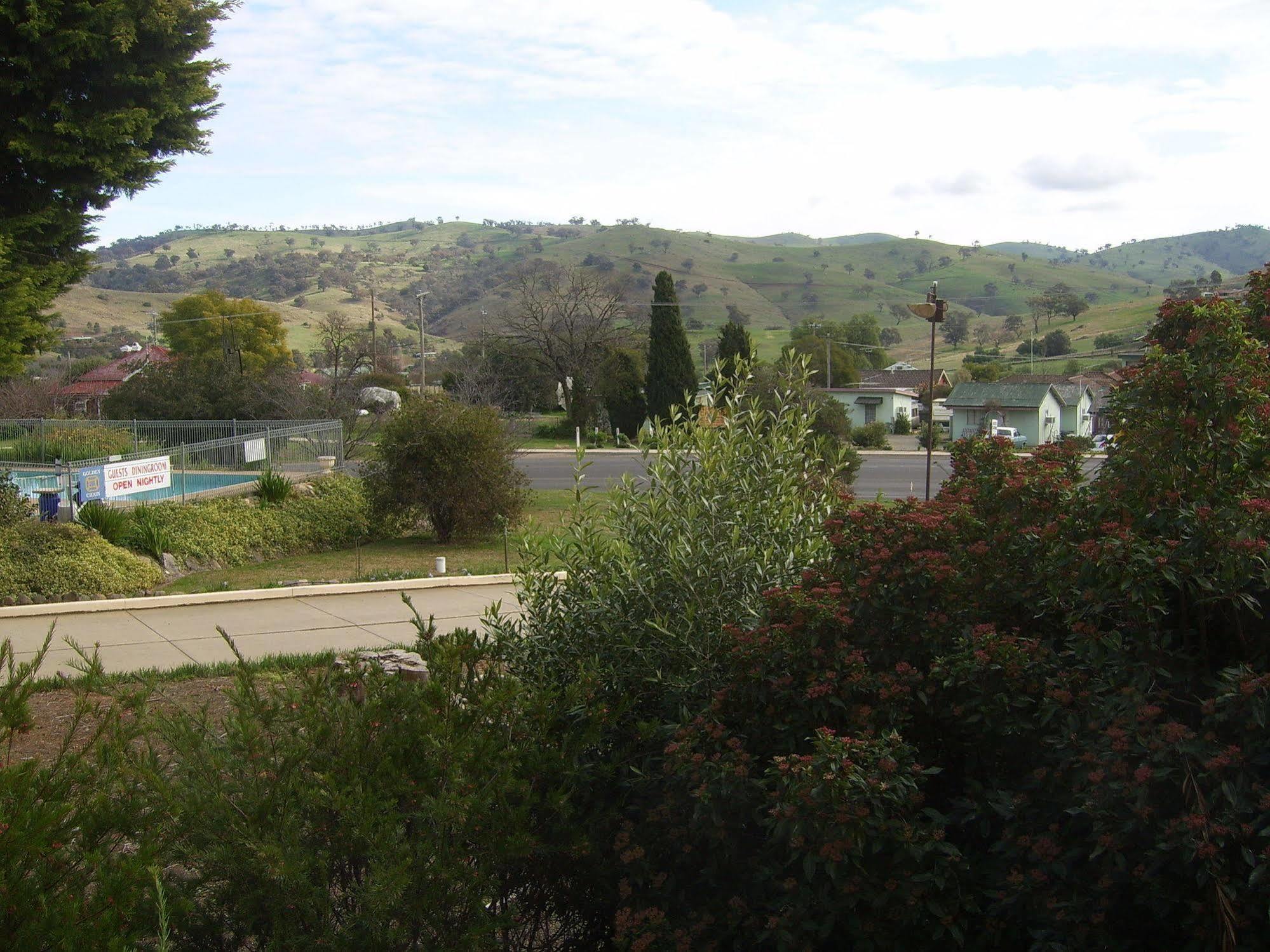 Garden Motor Inn Gundagai Exterior foto